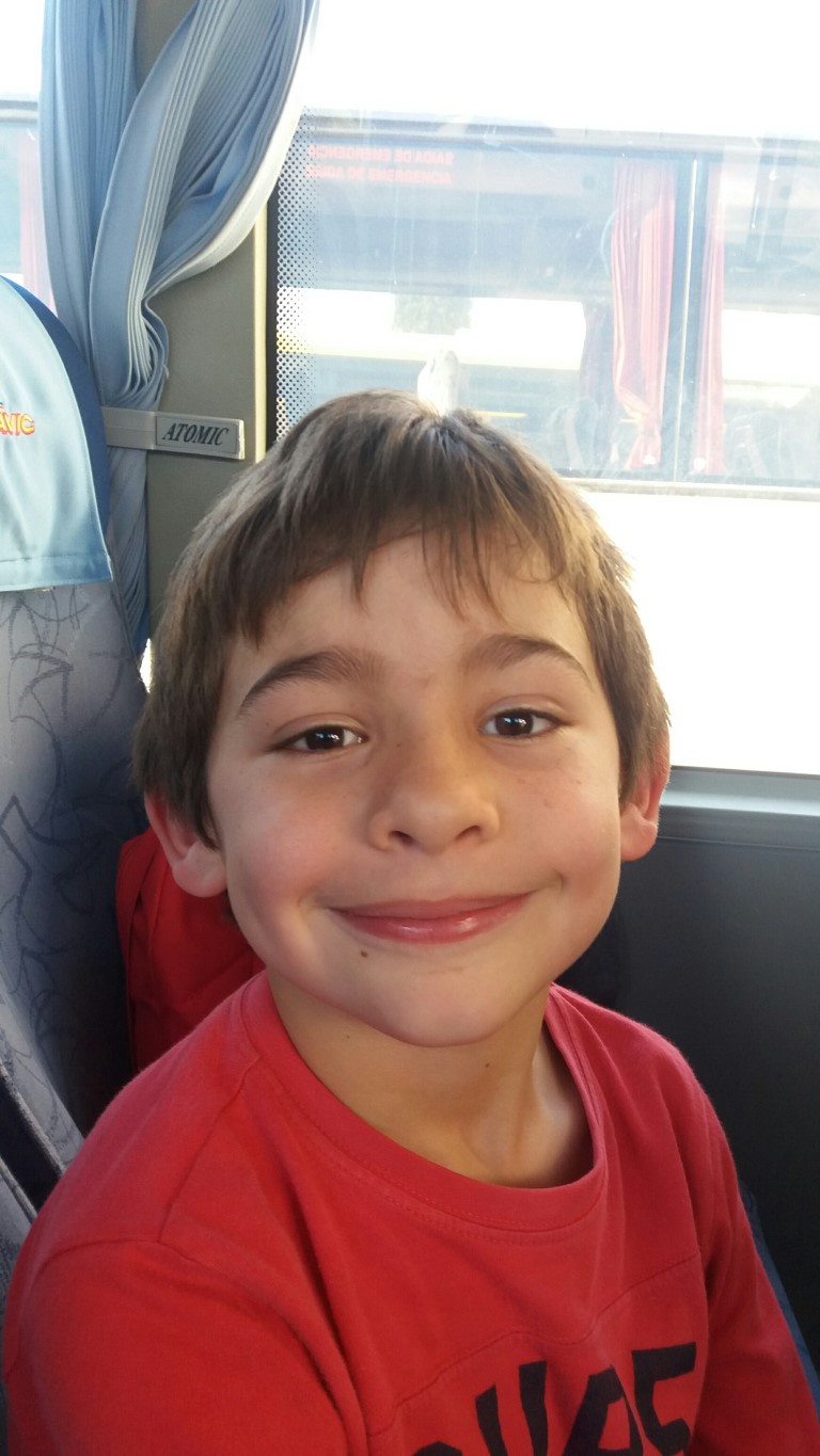 Daniel Lima, 8 anos, Cristelo A Páscoa é alegria, felicidade e uma festa que não tem fim. 