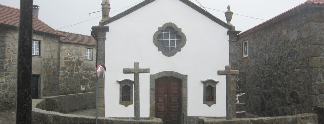 População dá 2 mil euros para capela do Covelo