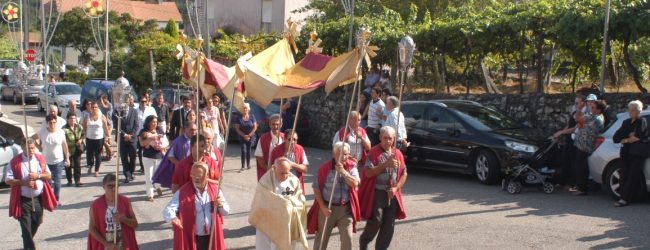 FESTA DAS DORES COM CHEIRINHO A ELEIÇÕES